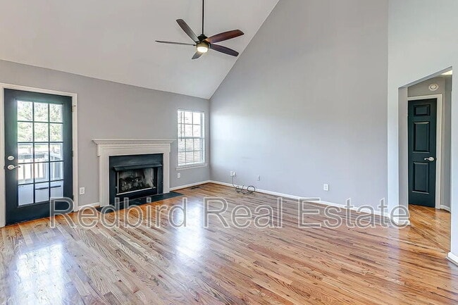 Building Photo - 1057 Meandering Way