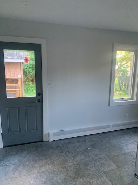 Building Photo - 2309 Longyear Ave