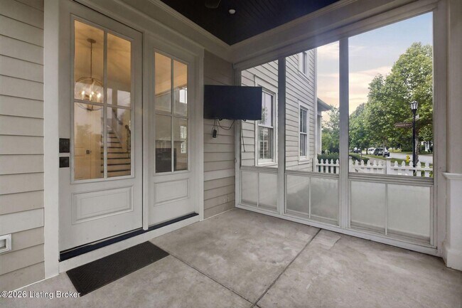 Building Photo - 6300 Mistflower Cir