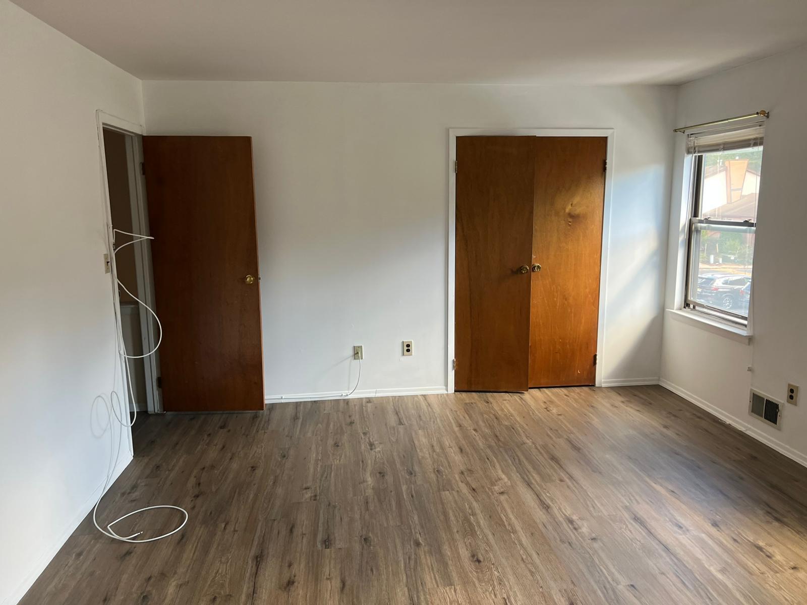 Building Photo - 304 Merrywood Dr