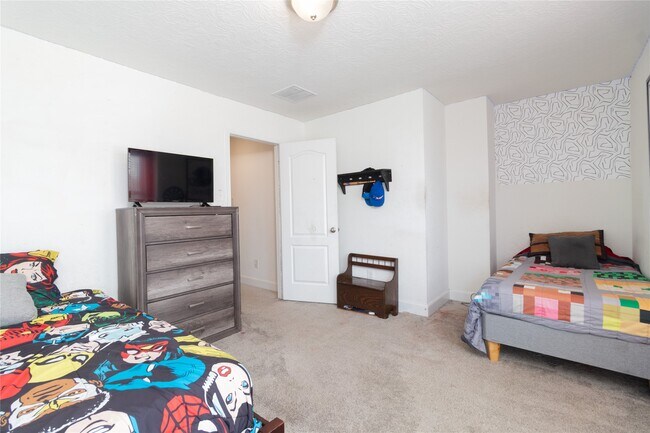 Building Photo - 15706 Easton Gate Ln