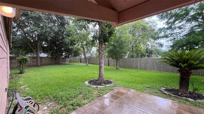 Building Photo - 1810 Manor Cir