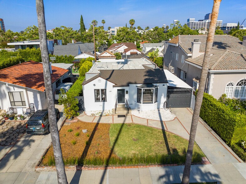 Building Photo - 140 N Carson Rd