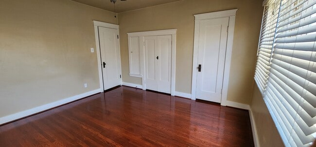 Building Photo - 4003 3rd St