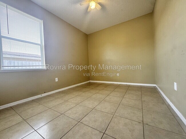 Building Photo - 806 Palermo Ct