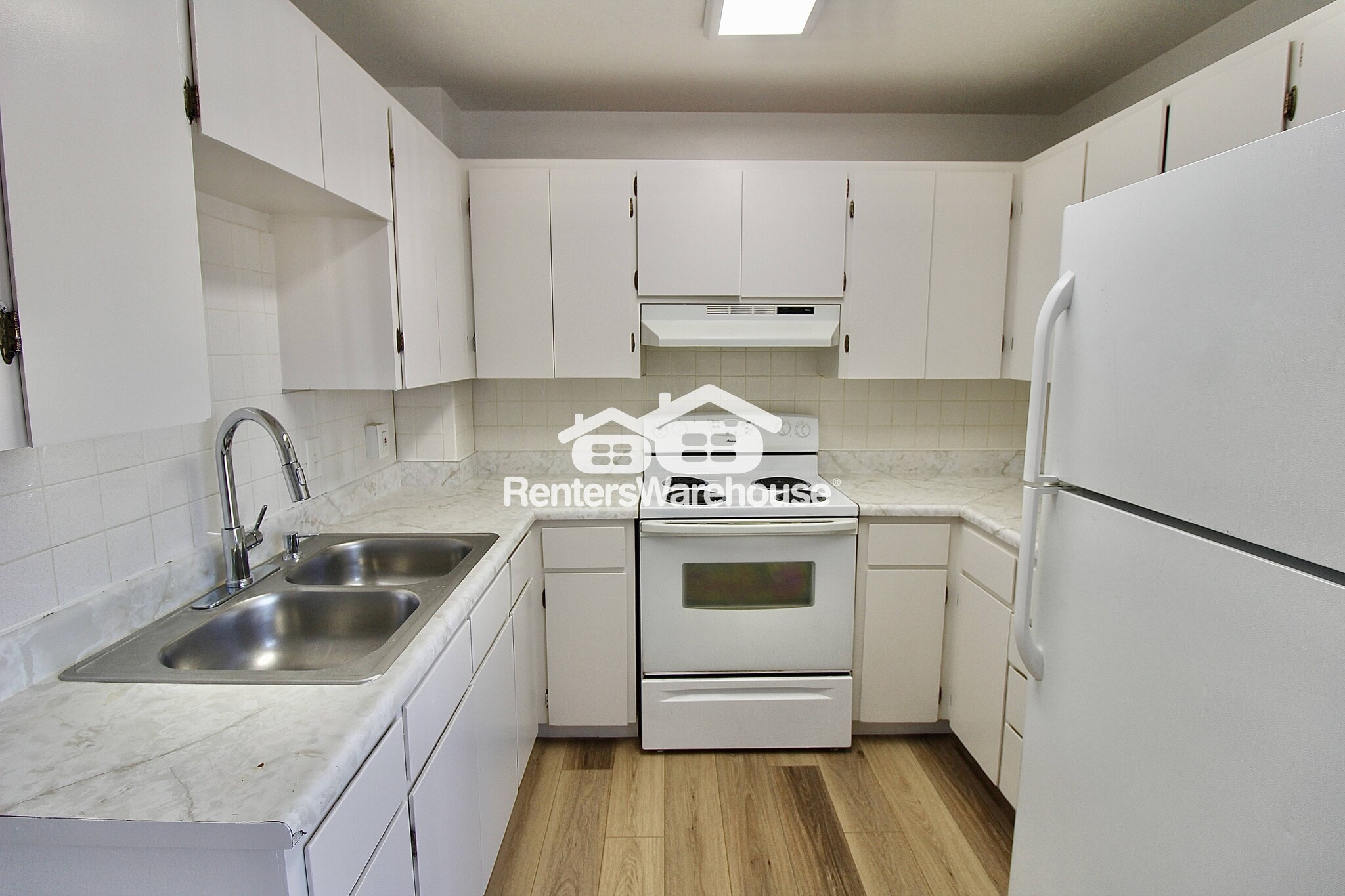 Building Photo - 85 S 18th Ave