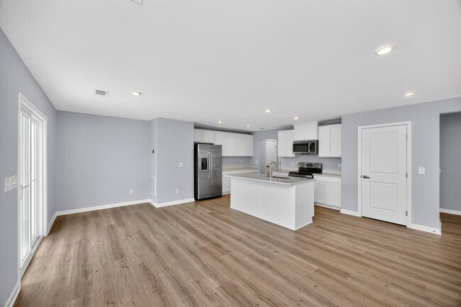 Building Photo - 3004 Red Fox Rdg