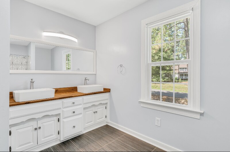 Building Photo - 6825 Fieldwood Rd