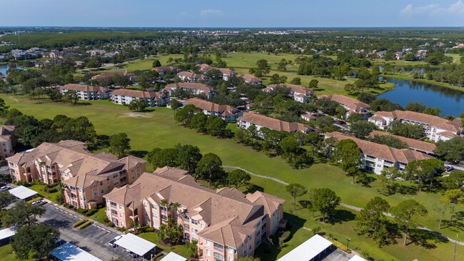 Building Photo - Welcome to this beautifully laid-out 2-bed...
