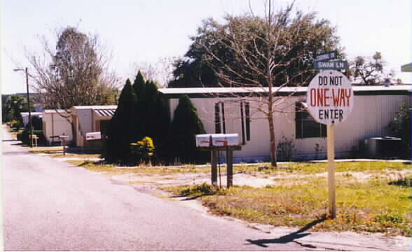 Building Photo - Enchanted Grove Mobile Home & Rv Pk