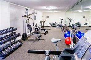 Building Photo - 2270 NE 68th St