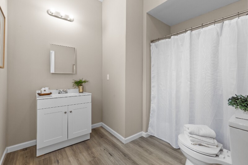 Building Photo - 3166 Oregon Ave