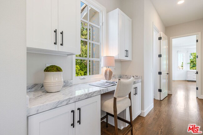 Building Photo - 11797 Chaparal St