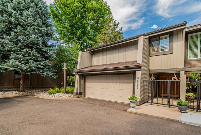 Building Photo - 3BD, 2.5BA Arapahoe Lake Park Townhome Near DTC