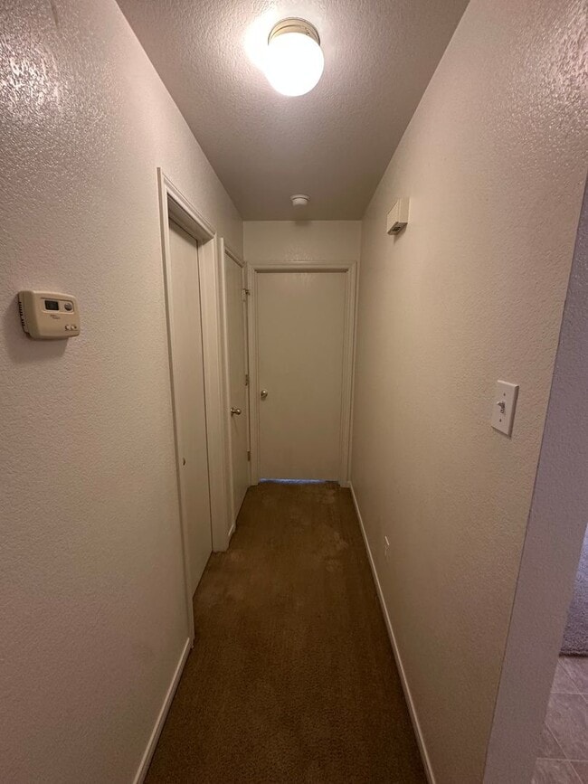 Building Photo - AVAILABLE SOON!