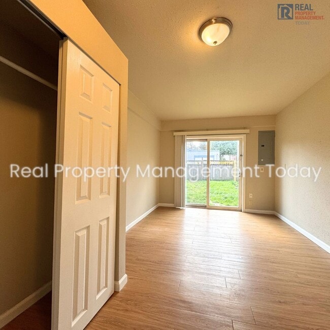 Building Photo - 516 N K St LLC (Cascade Group - Silver)