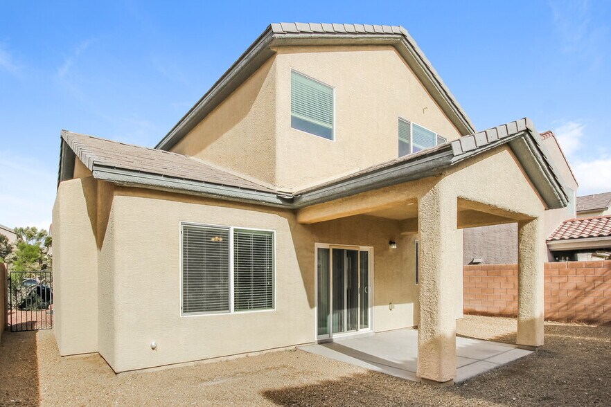 Building Photo - 7101 River Meadows Ave