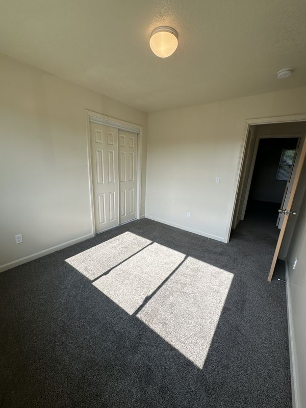 Building Photo - 3235 N 84th Terrace