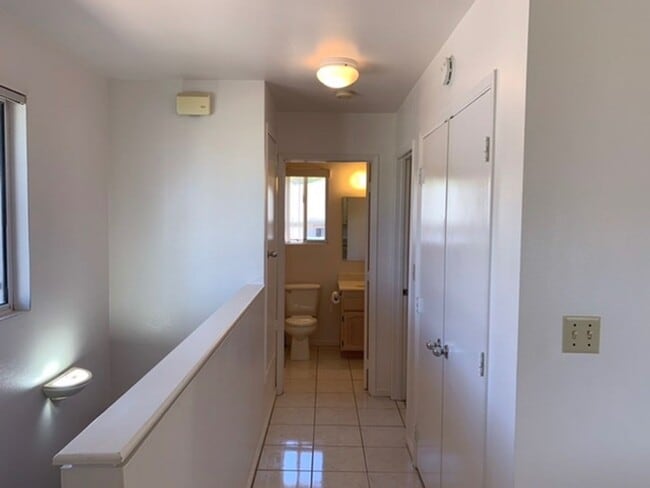 Building Photo - Pauoa Valley- utilities included!