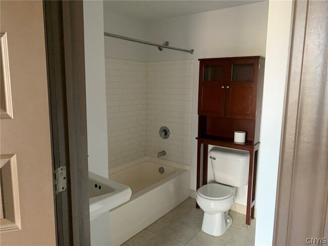 Building Photo - 129 W Fayette St