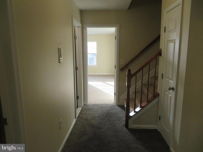 Building Photo - 3700 Bedford Dr
