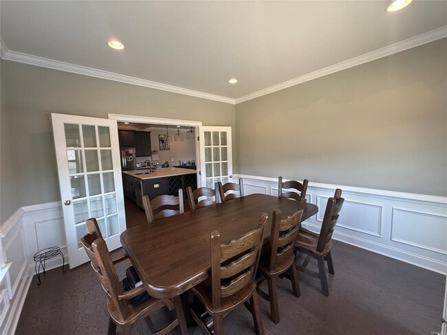 Building Photo - 1385 Witherspoon Dr