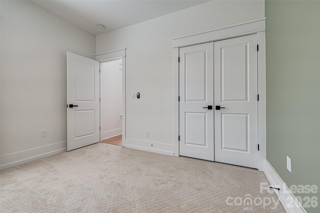 Building Photo - 1516 Princess Pl