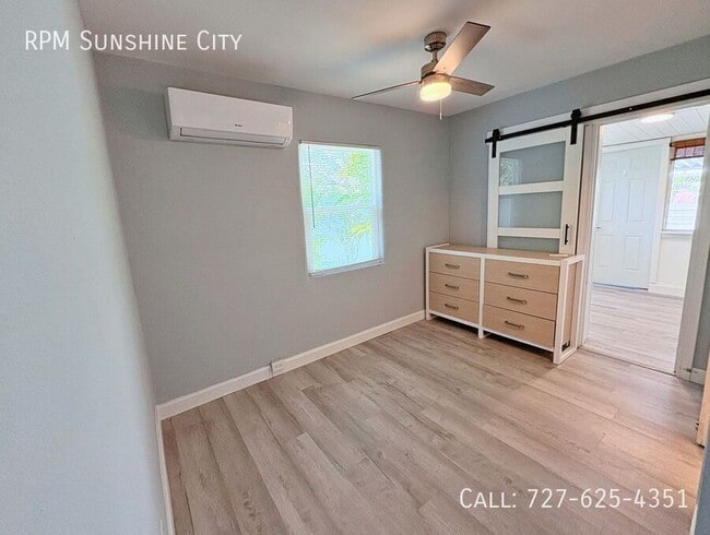 Building Photo - 536 Roanoke St