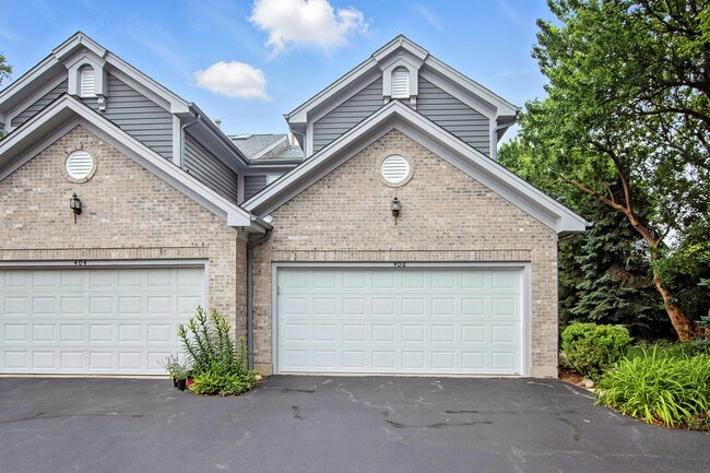 Building Photo - 406 Kresswood Dr