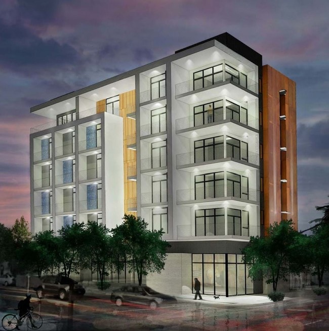 Building Photo - The Leo