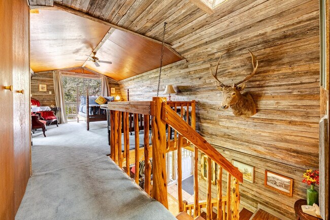 Building Photo - 297 Little River Ln