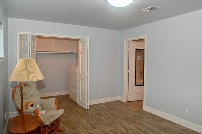 Building Photo - 5254 N Braeswood Blvd