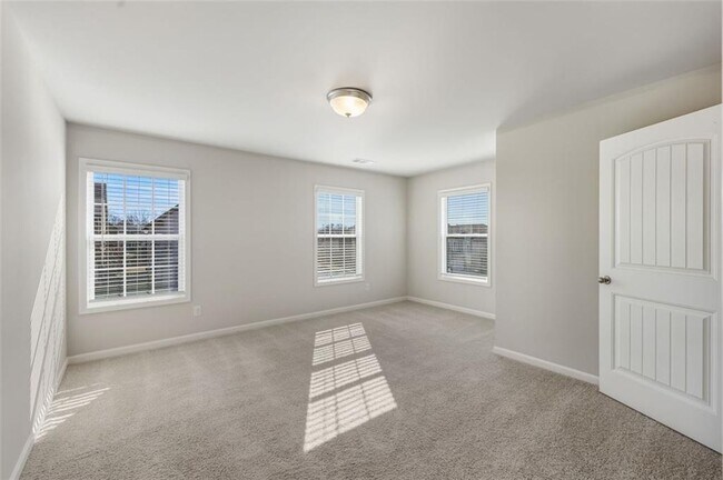 Building Photo - 6496 Crosscreek Ln