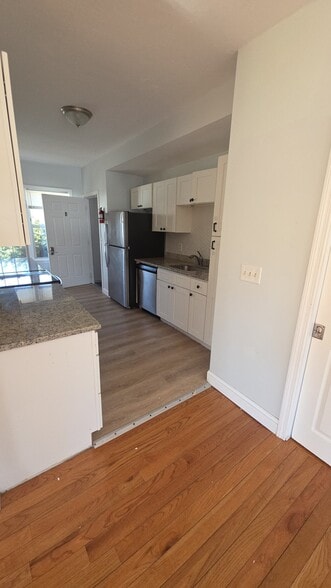 Building Photo - 26 Mechanic St