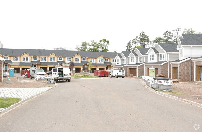 Construction - Highland Cliffs