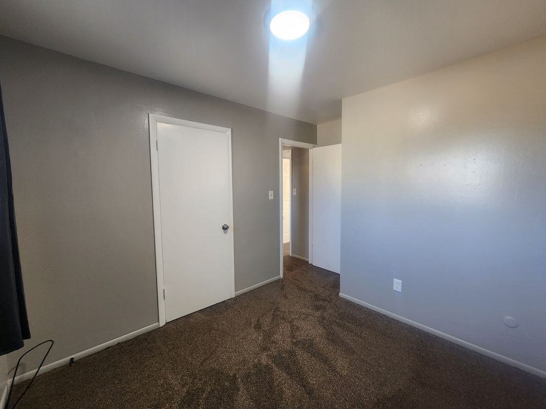 Building Photo - 91 Lansing St