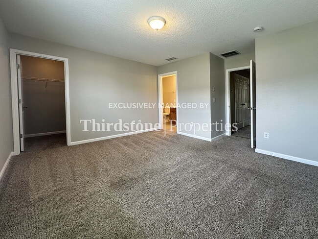 Building Photo - 1036 N Black Cherry Dr
