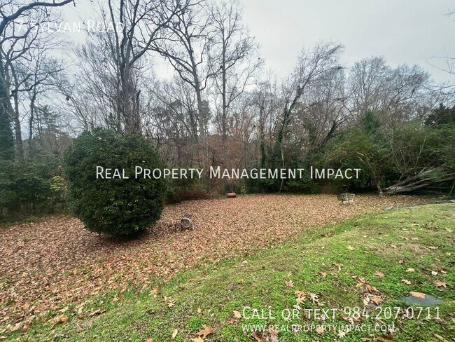 Building Photo - 7 Sylvan Rd