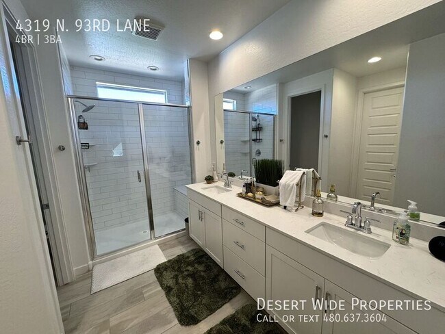 Building Photo - 4319 N 93rd Ln