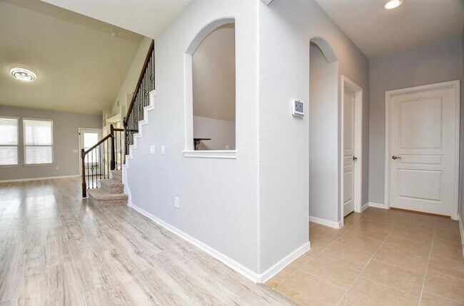 Building Photo - 5354 Rue Dela Croix Dr