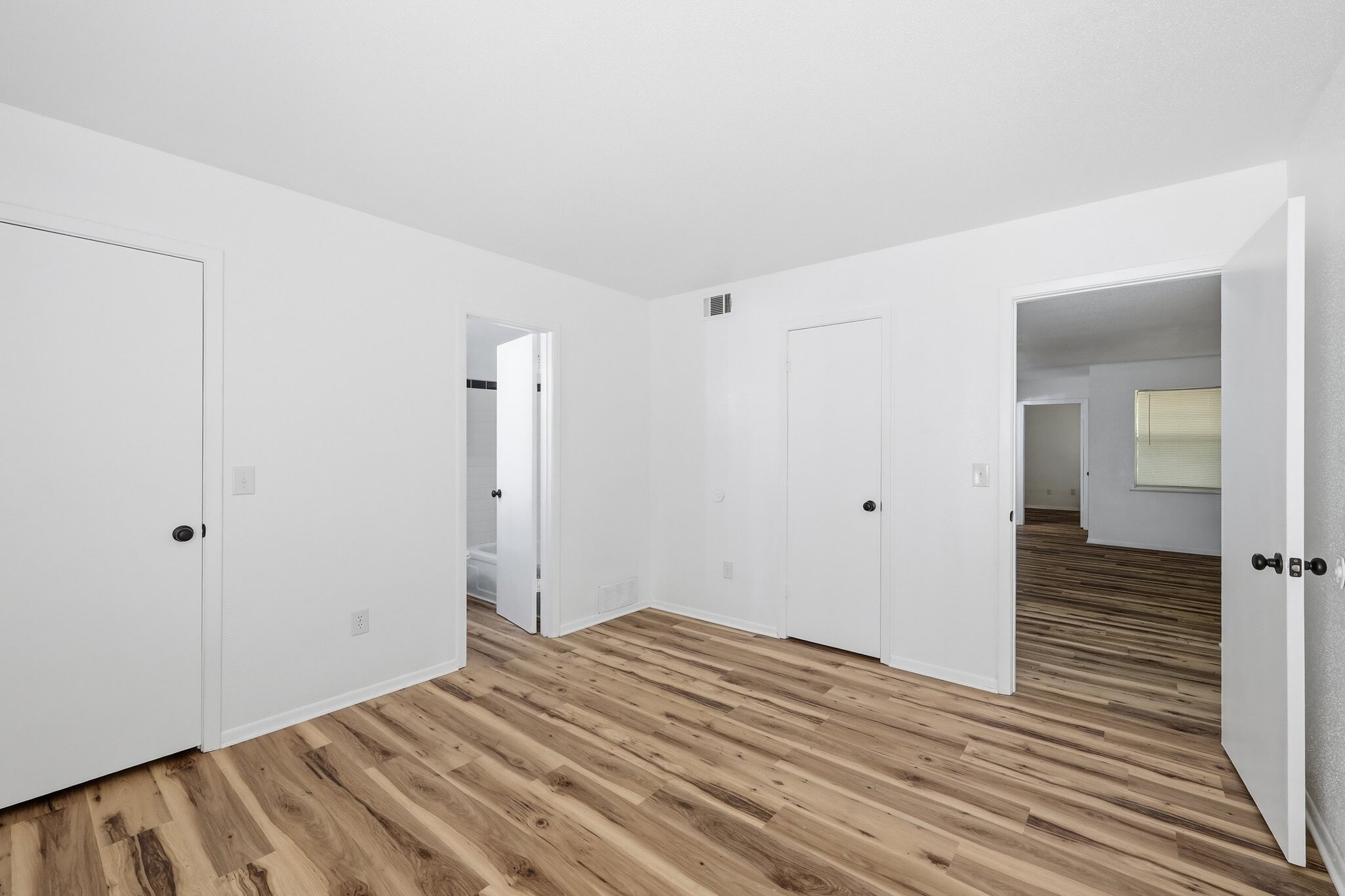 Building Photo - 801 W Gibson St