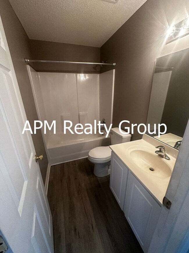 Building Photo - Clemson Road Convenient 4 Bedroom