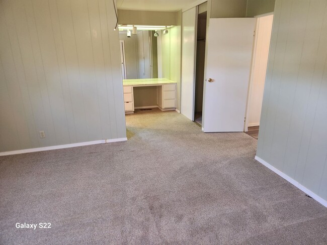 Building Photo - Charming 2-bedroom, 2- bathroom, mobile ho...