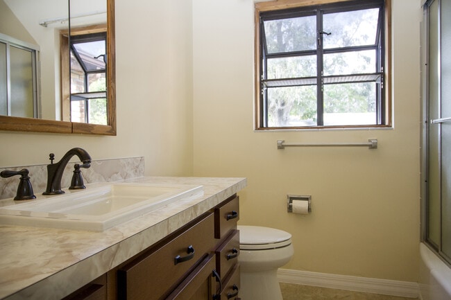 Building Photo - 2001 Pine Bluff Ave