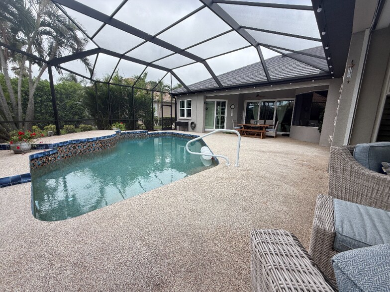 Building Photo - 4968 Bridgehampton Blvd