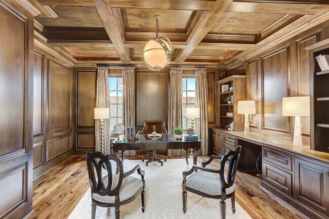 Building Photo - 3749 Olympia Dr