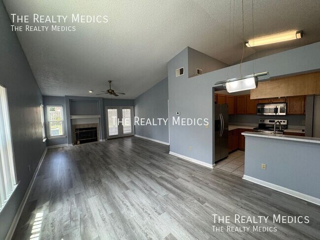 Building Photo - 3117 Bridgeford Dr