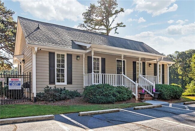 Building Photo - 1570 Greyfield Trce