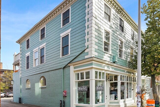 Building Photo - 266 Essex St