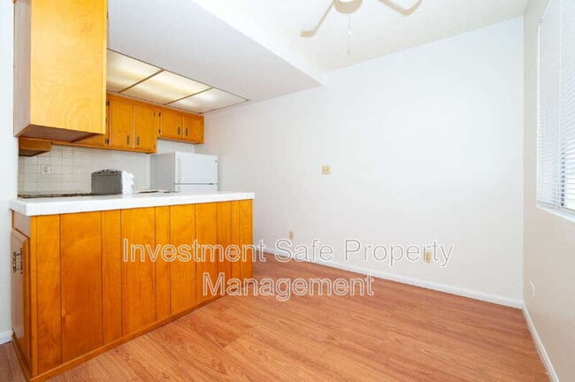 Building Photo - 226 G. St.